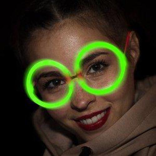 Round Glow Eyeglasses (Green Color, 50 Count Per Pack) - Glow-Paradise