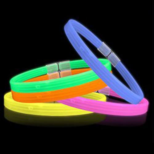 22 Inch Triple Wide Twister Glow Stick Necklaces (Assorted Color Mix, 25 Count Per Pack) - Glow-Paradise